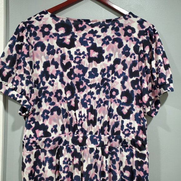 Torrid Tie-Dye Animal Print Surplice Faux Wrap Dress Short Sleeve Tie Pink 3X - Picture 13 of 14